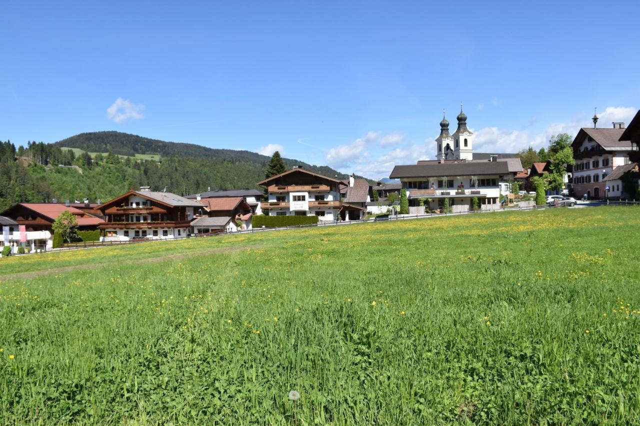 Landhaus Tirol ホップフガルテン・イム・ブリクセンタール エクステリア 写真