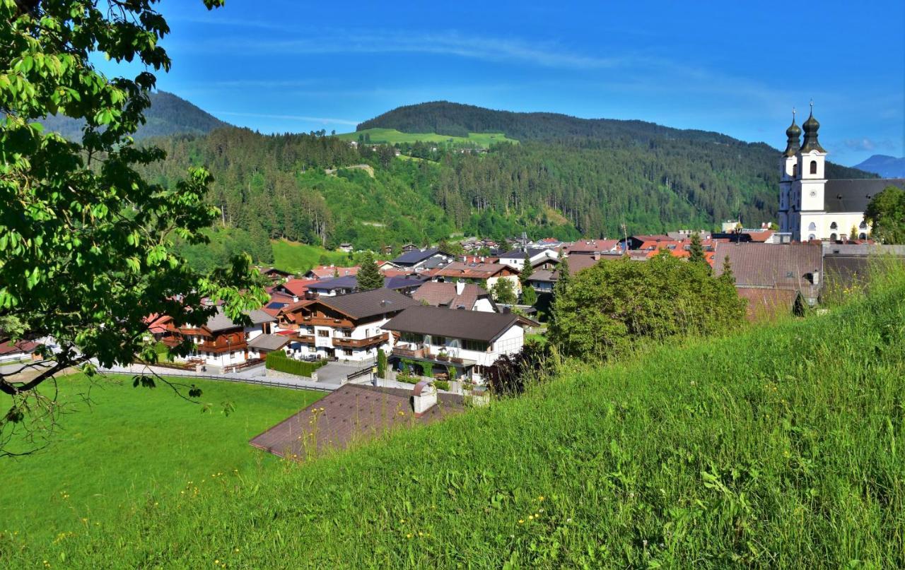 Landhaus Tirol ホップフガルテン・イム・ブリクセンタール エクステリア 写真