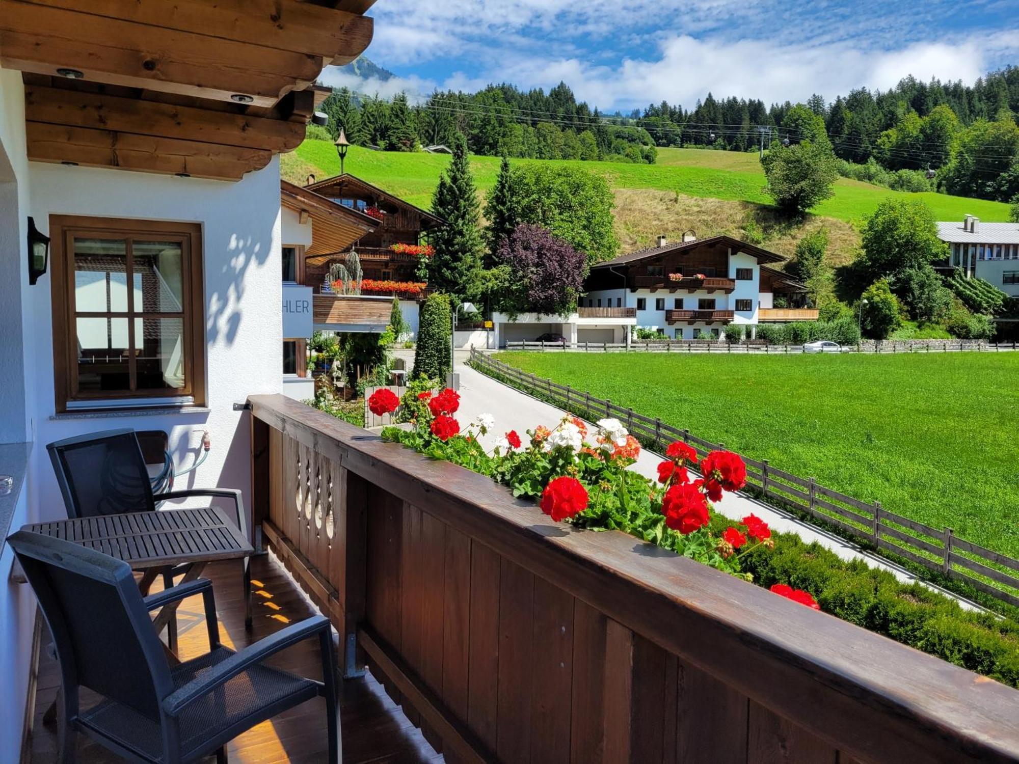 Landhaus Tirol ホップフガルテン・イム・ブリクセンタール エクステリア 写真
